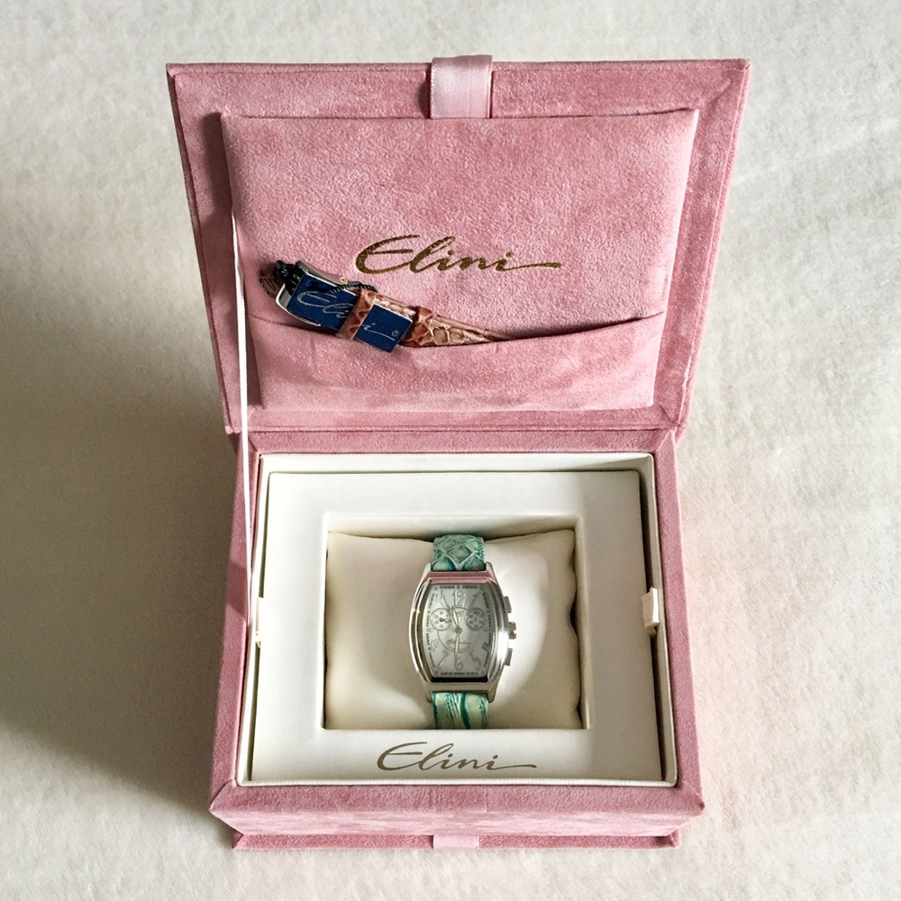Elini New Yorker Watch, extra band & keepsake box!
